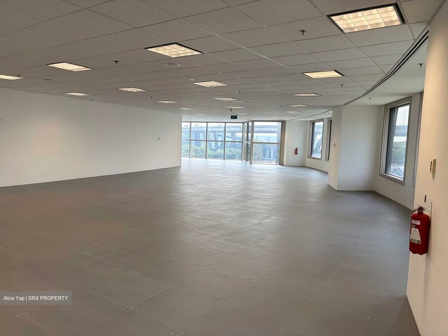 Centennial Tower (D1), Office #554730161